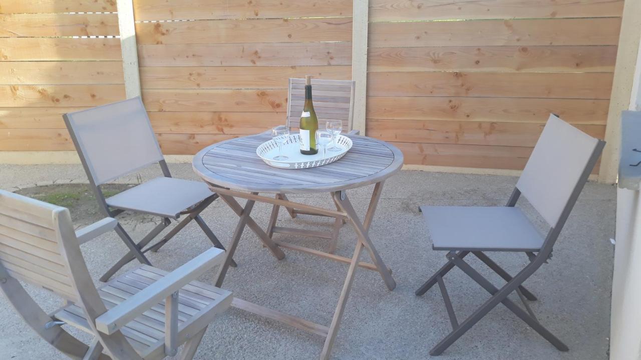 Charmante Petite Maison Rostiviec Bord De Mer Loperhet Bagian luar foto